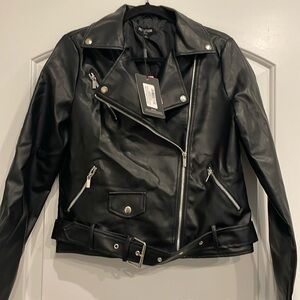 Pretty Little Thing tall black faux leather zip detail biker jacket size small